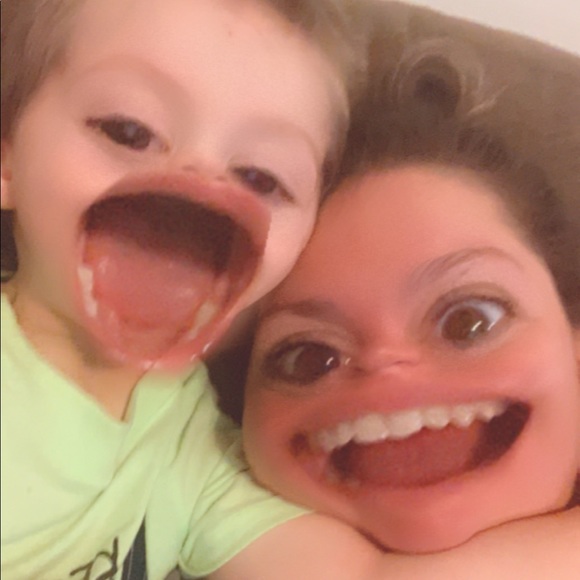 Meet your Posher, Brittany - Picture 1 of 1